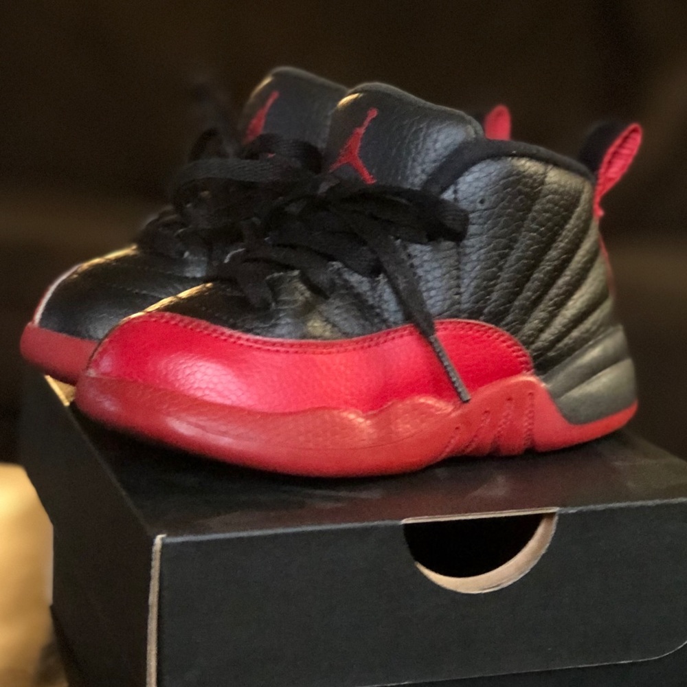 Jordan 12 Flu Game